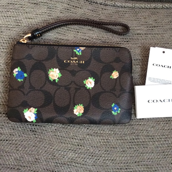 Authentic Coach Bucket Bag & Wristlet Mini Roses - Picture 7 of 7